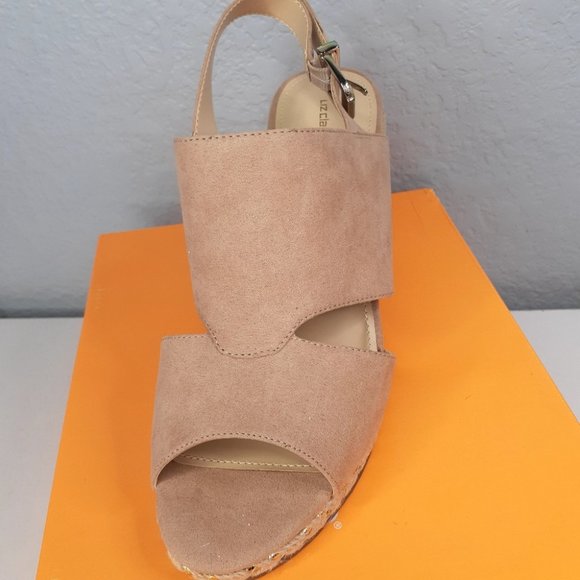 New liz Claiborne  wedges size 9 - Picture 4 of 7